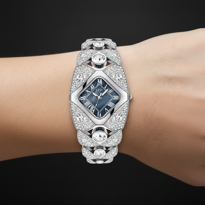Saphir Lumiere on wrist