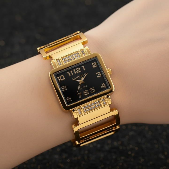 Lumière Watch Onyx Doré on wrist