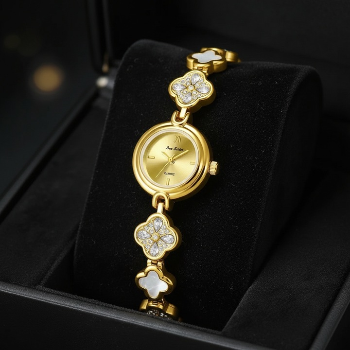 Solène Watch Gold in box