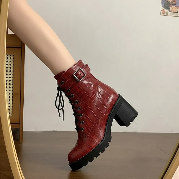 Solene Boots in Onyx — onfoot_b
